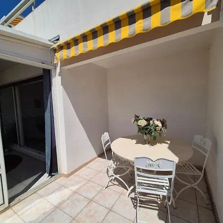 Centre-ville, Rue Michelet Apartman