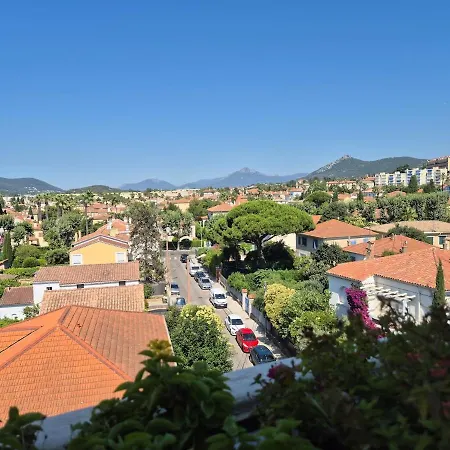 Centre-ville, Rue Michelet *