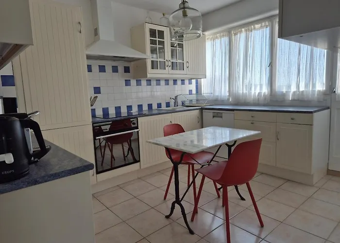 Centre-ville, Rue Michelet, Wifi Hyères