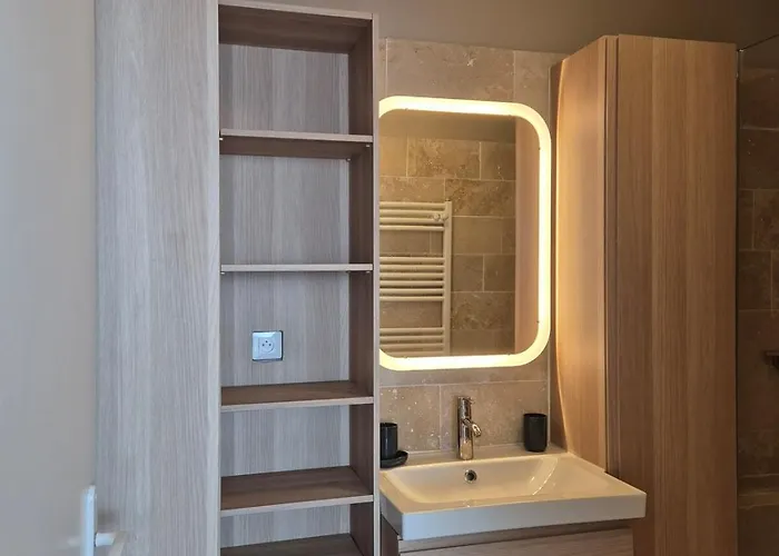 Centre-ville, Rue Michelet, Wifi Hyères